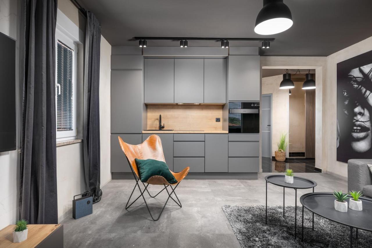 Luxury Elit Apartment Pula Extérieur photo